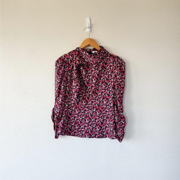 Zara Black and Red Roses Floral Print Long Sleeve Blouse Size XS - never worn - Picture 2 of 4